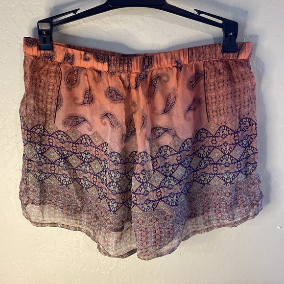 GYPSY05 Boho,100%Silk Sheer Paisley Drawstring Waist Pocket Shorts - Picture 12 of 17